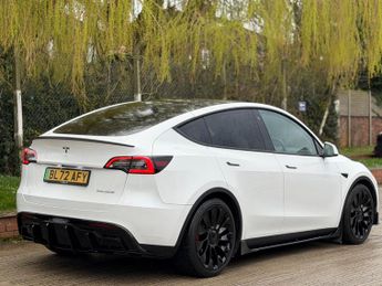 Tesla Model Y (Dual Motor) Performance Auto 4WDE 5dr