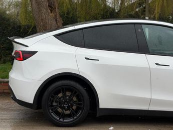 Tesla Model Y (Dual Motor) Long Range Auto 4WDE 5dr