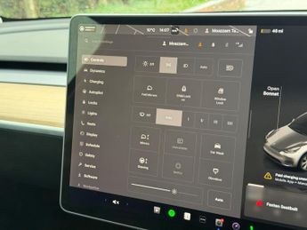 Tesla Model Y (Dual Motor) Long Range Auto 4WDE 5dr