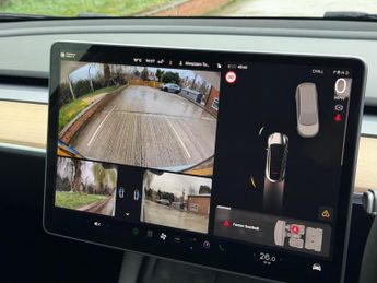 Tesla Model Y (Dual Motor) Long Range Auto 4WDE 5dr