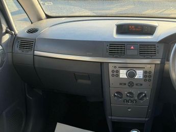 Vauxhall Meriva 1.4i 16v Life 5dr