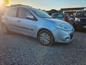 Renault Clio 1.6 VVT Expression Auto Euro 5 5dr