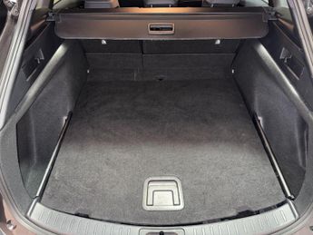 Toyota Corolla 1.8 VVT-h Design Touring Sports CVT Euro 6 (s/s) 5dr