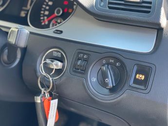 Volkswagen Passat 2.0 TDI BlueMotion Tech Highline Euro 5 (s/s) 5dr