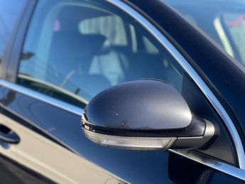 Volkswagen Passat 2.0 TDI BlueMotion Tech Highline Euro 5 (s/s) 5dr