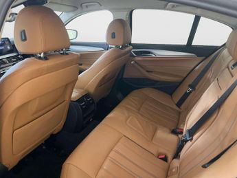 BMW 5 Series 2.0 520d MHT SE Saloon 4dr Diesel Hybrid Steptronic Euro 6 (s/s)