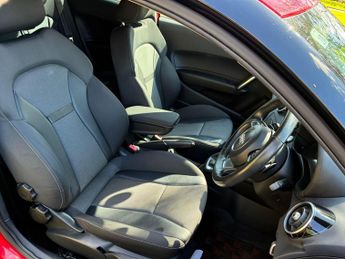 Audi A1 1.4 TFSI Sport Hatchback 3dr Petrol S Tronic Euro 5 (s/s) (122 p