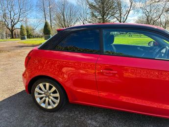 Audi A1 1.4 TFSI Sport Hatchback 3dr Petrol S Tronic Euro 5 (s/s) (122 p