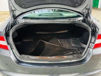 Jaguar XF 2.2d R-Sport Auto Euro 5 (s/s) 4dr