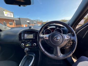 Nissan Juke 1.6 N-Connecta XTRON Euro 6 5dr
