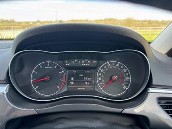 Vauxhall Corsa 1.4i SE Auto Euro 6 5dr