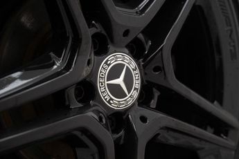 Mercedes-Benz A Class 2.0 A200d AMG Line (Premium) 8G-DCT Euro 6 (s/s) 5dr