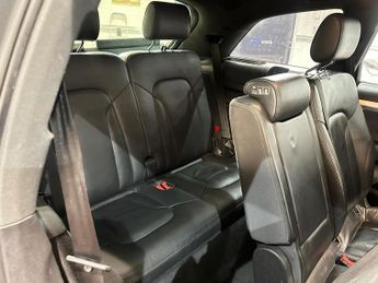 Audi Q7 3.0 TDI V6 S line Plus Tiptronic quattro Euro 5 (s/s) 5dr