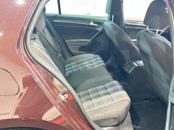 Volkswagen Golf 2.0 TDI GTD DSG Euro 6 (s/s) 5dr