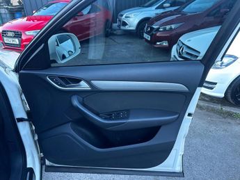 Audi Q3 2.0 TFSI SE S Tronic quattro Euro 5 (s/s) 5dr