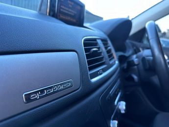 Audi Q3 2.0 TFSI SE S Tronic quattro Euro 5 (s/s) 5dr