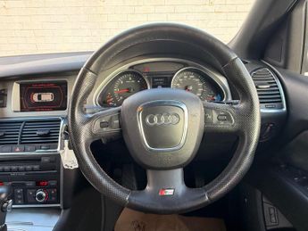 Audi Q7 3.0 TDI S line Tiptronic quattro 5dr