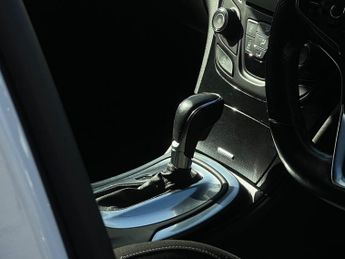 Vauxhall Insignia 1.6 CDTi SRi VX Line Nav Auto Euro 6 5dr