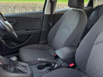 SEAT Leon 1.6 TDI CR SE DSG Euro 5 (s/s) 5dr