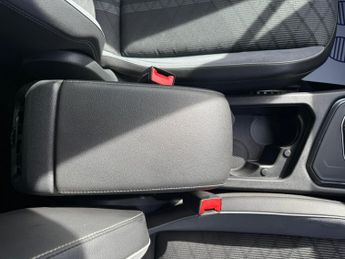 Volkswagen Tiguan 1.5 TSI R-Line DSG Euro 6 (s/s) 5dr
