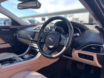 Jaguar XE 2.0d Prestige Auto Euro 6 (s/s) 4dr