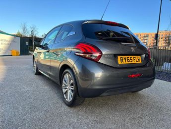 Peugeot 208 1.2 PureTech Allure Euro 6 (s/s) 3dr