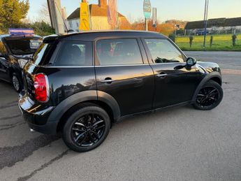 MINI Countryman 2.0 Cooper D Auto Euro 5 5dr