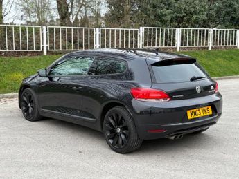 Volkswagen Scirocco 2.0 TDI BlueMotion Tech DSG Euro 5 (s/s) 3dr (Nav)