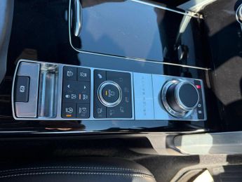 Land Rover Range Rover 3.0 TD V6 Vogue SE Auto 4WD Euro 6 (s/s) 5dr