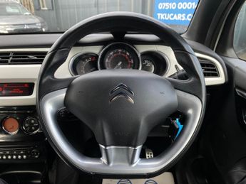 Citroen DS3 Cabrio 1.6 VTi DStyle by Benefit Euro 5 2dr