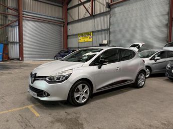 Renault Clio 1.5 dCi Dynamique MediaNav Euro 5 (s/s) 5dr