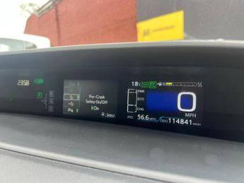 Toyota Prius 1.8 VVT-h Business Edition Plus CVT Euro 6 (s/s) 5dr (15in Alloy