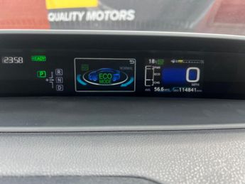 Toyota Prius 1.8 VVT-h Business Edition Plus CVT Euro 6 (s/s) 5dr (15in Alloy