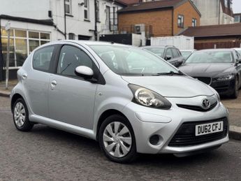 Toyota AYGO 1.0 VVT-i Ice Euro 5 5dr