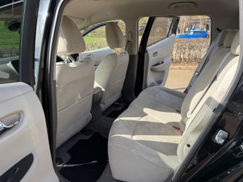 Nissan Leaf 24kWh Auto 5dr