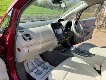 Nissan Leaf 24kWh Auto 5dr