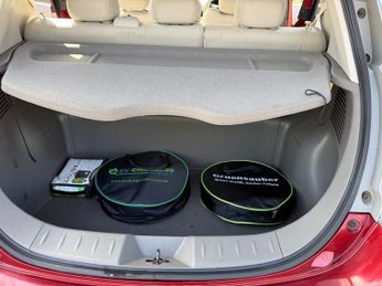 Nissan Leaf 24kWh Auto 5dr