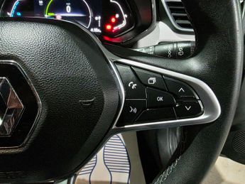 Renault Clio 1.6 E-TECH Techno Auto Euro 6 (s/s) 5dr