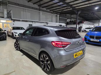 Renault Clio 1.6 E-TECH Techno Auto Euro 6 (s/s) 5dr