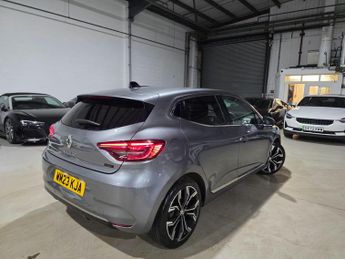 Renault Clio 1.6 E-TECH Techno Auto Euro 6 (s/s) 5dr