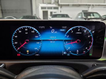 Mercedes-Benz CLA 1.3 CLA180 AMG Line (Premium Plus 2) Coupe 7G-DCT Euro 6 (s/s) 4