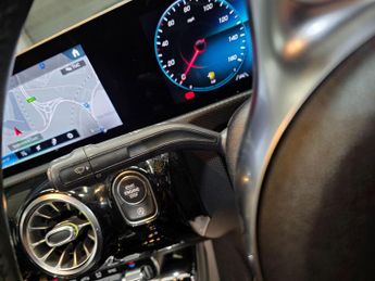 Mercedes-Benz CLA 1.3 CLA180 AMG Line (Premium Plus 2) Coupe 7G-DCT Euro 6 (s/s) 4