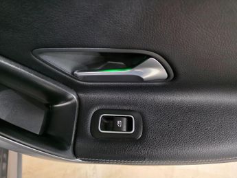 Mercedes-Benz CLA 1.3 CLA180 AMG Line (Premium Plus 2) Coupe 7G-DCT Euro 6 (s/s) 4