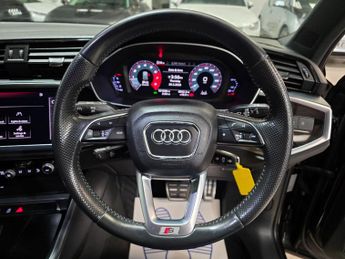 Audi Q3 1.5 TFSI CoD 35 S line S Tronic Euro 6 (s/s) 5dr