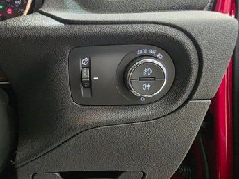 Vauxhall Grandland X 1.6 13.2kWh Ultimate Nav Auto 4WD Euro 6 (s/s) 5dr Hybrid4