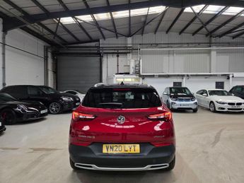 Vauxhall Grandland X 1.6 13.2kWh Ultimate Nav Auto 4WD Euro 6 (s/s) 5dr Hybrid4