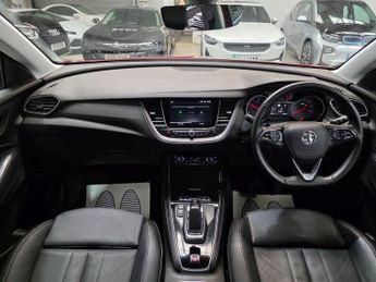 Vauxhall Grandland X 1.6 13.2kWh Ultimate Nav Auto 4WD Euro 6 (s/s) 5dr Hybrid4