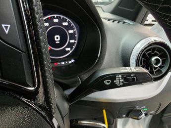 Audi Q2 1.5 TFSI CoD 35 S line S Tronic Euro 6 (s/s) 5dr