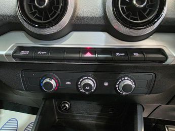 Audi Q2 1.5 TFSI CoD 35 S line S Tronic Euro 6 (s/s) 5dr