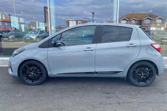 Toyota Yaris 1.5 VVT-h GR SPORT Hatchback 5dr Petrol Hybrid E-CVT Euro 6 (s/s